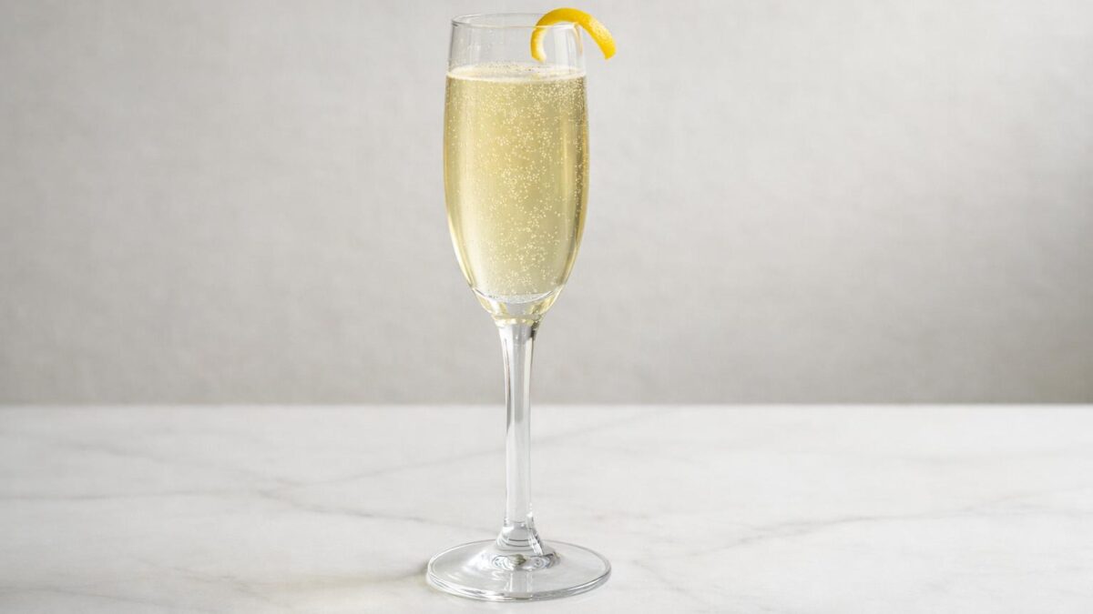 French 75 den perfekta aperitifen inför festen och lata sommarkvällar.